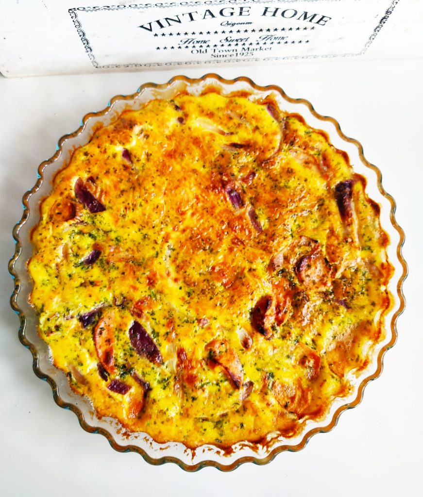 cheese and caramelized red onion quiche