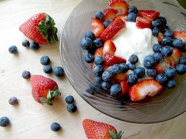 plain yoghurt and berries - a snack for mum and kids